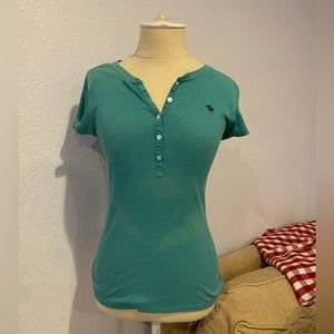 Abercrombie and Fitch Henley baby doll top
